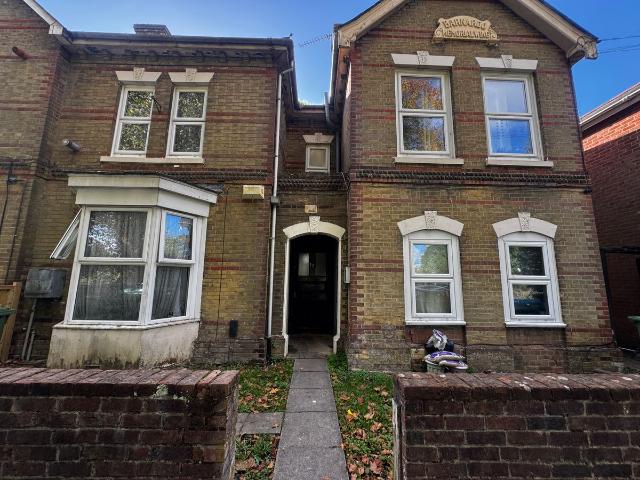 Wordsworth Road, Southampton SO15, 1 bed flat to rent, £795 pcm | PrimeLocation
