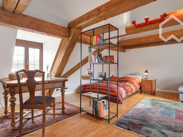 Working in the city living in the countryside: Beautiful, charming flat in a historic property, Nurnberg Amsterdam Apartments for Rent