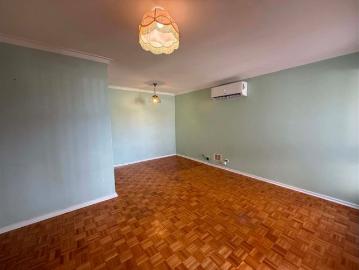 Workshop, Rear Access & Room for the Caravan or Boat!