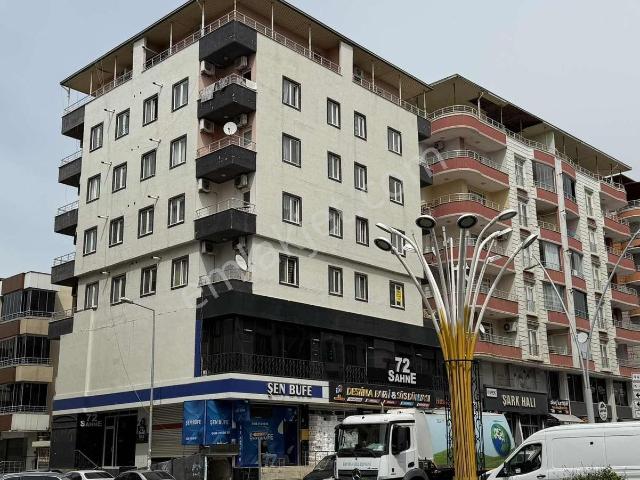 World Mar Kavşağında Satılık Eşyalı Daire