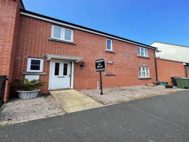 Worle Moor Road, Weston Village. 3 bed house to rent £1,300 pcm £300 pw