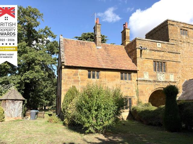 Wormleighton 3 bed semi detached house to rent £1,600 pcm £369 pw