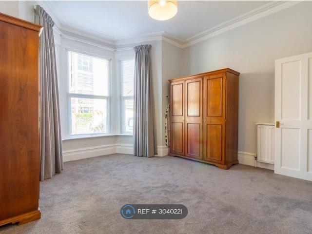 Worple Road, Wimbledon SW19, 1 bed flat to rent, £1,900 pcm | PrimeLocation