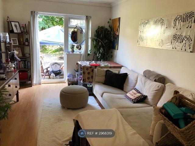 Worple Road, London SW20, 1 bed flat to rent, £1,800 pcm | PrimeLocation