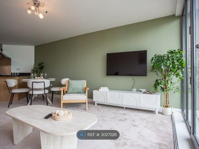 Worsdell Drive, Gateshead NE8, 2 bed flat to rent, £1,295 pcm | PrimeLocation