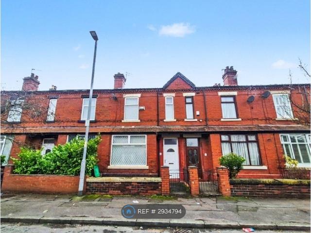 Worsley Avenue, Manchester M40, 3 bed terraced house to rent, £1,400 pcm | PrimeLocation