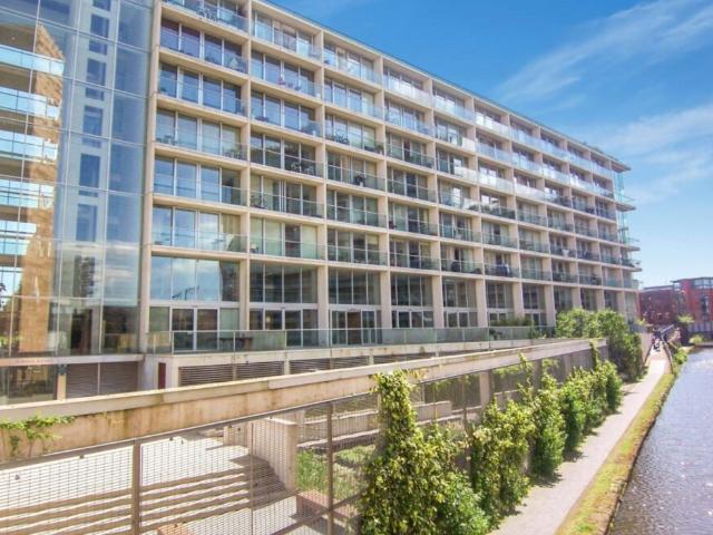 Worsley Street, Manchester M15, 1 bed flat to rent, £1,200 pcm | PrimeLocation