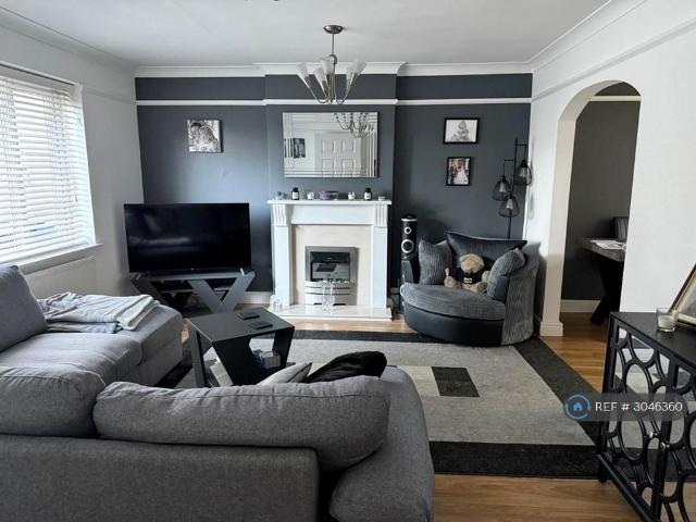 Worsley, Worsley, Manchester, M28 2 bed flat to rent £1,325 pcm £306 pw