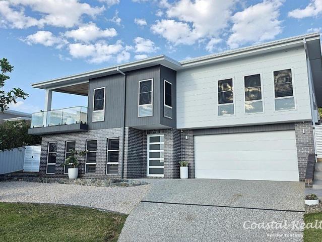 Amazing Family Home MASSIVE garage
