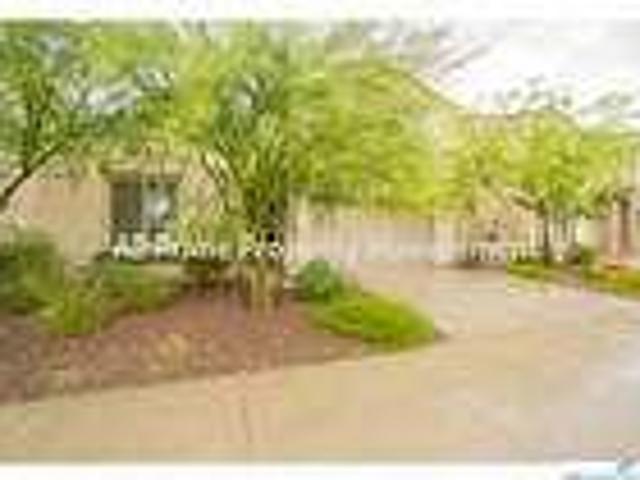 wow! absolutely gorgeous buckeye 3/2.5 home with custom tile