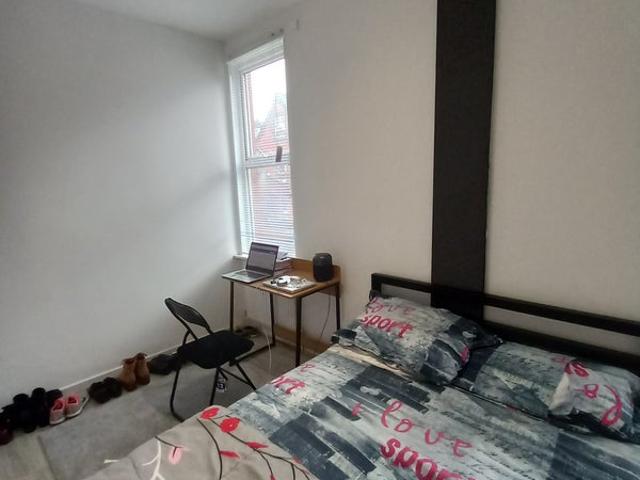 Wow Brand New Studio Fully Refurbished