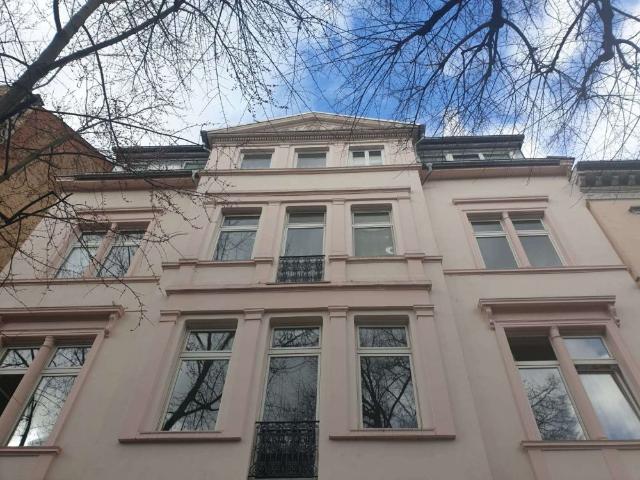 WOW KLEINE, SCHÖNE, GEPFLEGTE 2 ZIMMER WOHNUNG – MITTEN IN WIESBADEN!