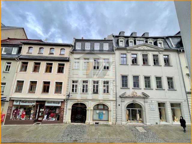 Einbauküche! Hochwertige 4 Raum Wohnung mit modernem Bad und großem Balkon! Die Wohnung zum Wohlfühlen