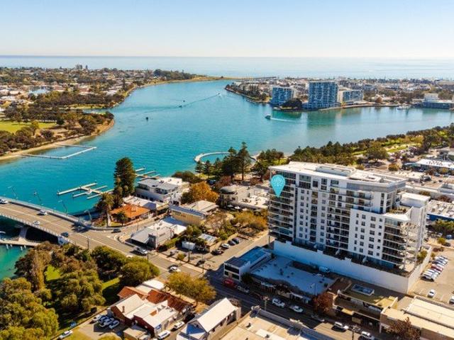 Wow! Luxury apartment with stunning views from Level 7!