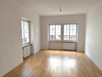 WOW: Sehr schöne, helle und gut aufgeteilte 3,5 Zimmerwohnung in S Mitte!