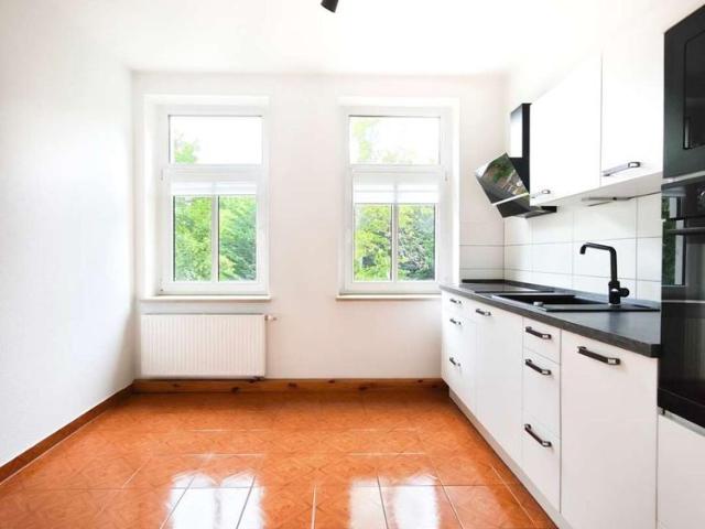 WOW! Traumhafte 3 Raum Wohnung mit Garten und Einbauküche