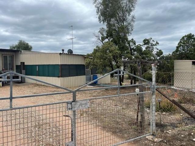 WLL 16165, Lightning Ridge