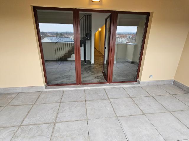 WM/21/Bhf 4 Raumwohnung im Dachgeschoss mit Galerie