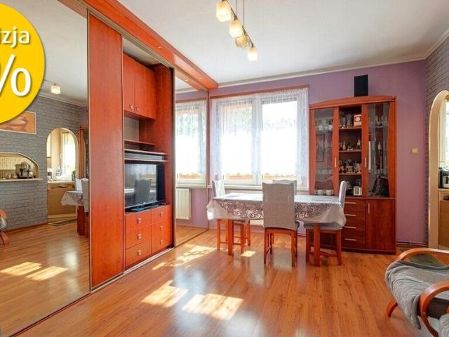 Przestronne 3 pokojowe mieszkanie 52 m² w kamienicy Karłowice