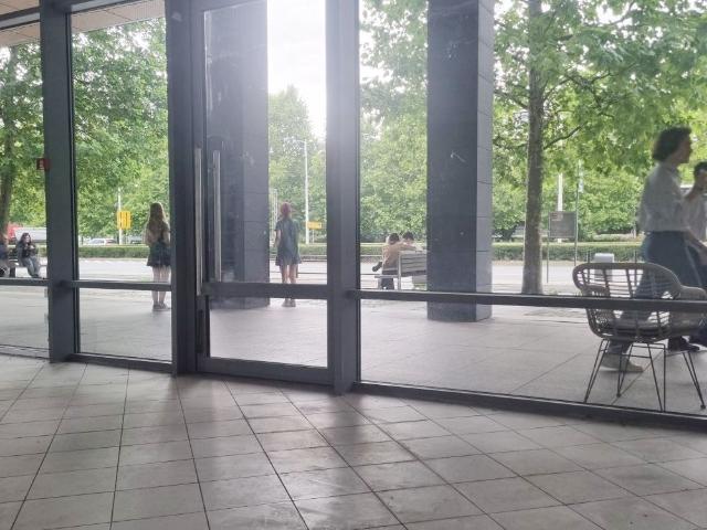 Lokal usługowy 50 m2 przy Rondzie Reagana we Wrocławiu