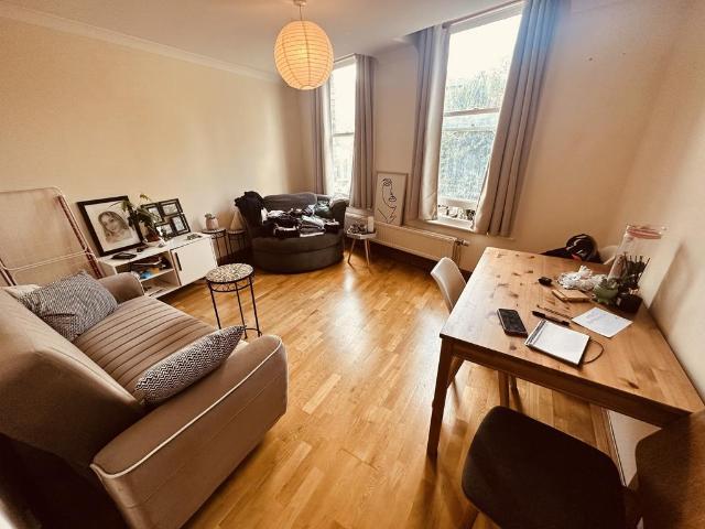 Wray Crescent, London N4 1 bed flat to rent £2,058 pcm £475 pw