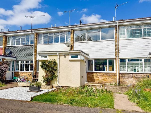 Wraysbury, Berkshire TW19, 2 bed terraced house to rent, £1,800 pcm | PrimeLocation