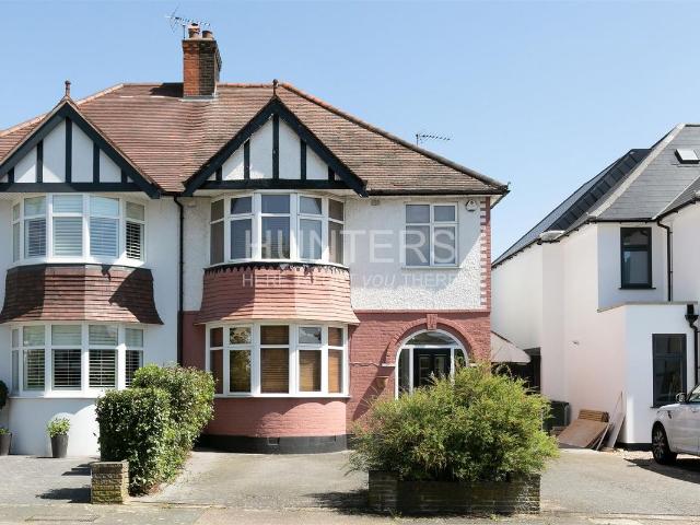 Wren Avenue NW2, 4 bed detached house to rent, £4,349 pcm | PrimeLocation