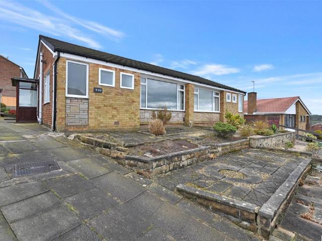 Wrenbury Crescent, Leeds 2 bed semi detached bungalow to rent £1,200 pcm £277 pw