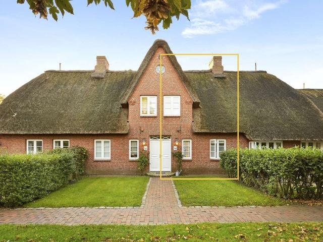 Wrixum/ Pastoratshof: Attraktive 2,5 Zimmer Maisonette Ferienwohnung mit Kamin und Sauna