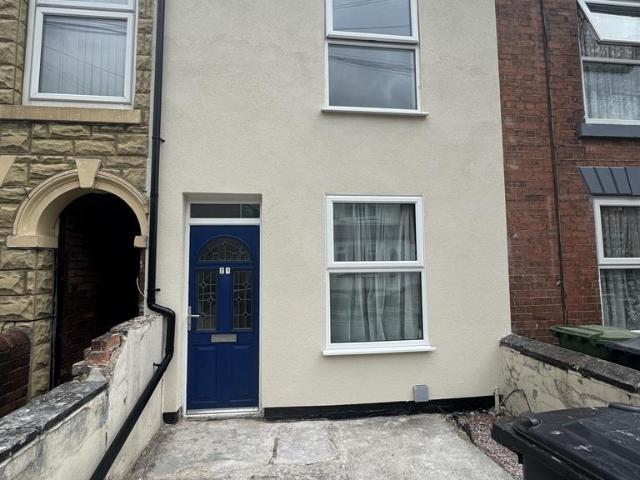 Wright Street, Codnor DE5 3 bed terraced house to rent £795 pcm £183 pw