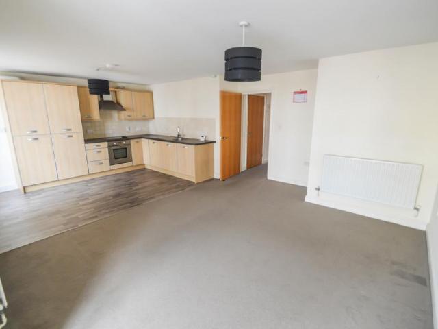 Wright Street, Hull, HU2 2 bed flat to rent £725 pcm £167 pw