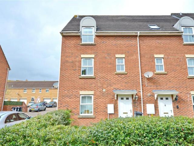 Wright Way, Stoke Park, Bristol. 4 bed end of terrace house to rent £2,720 pcm £628 pw