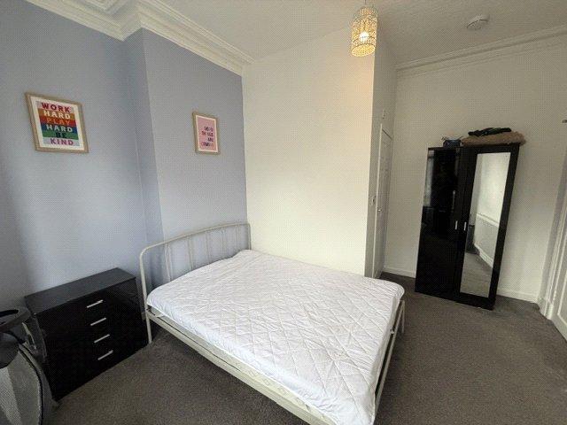 Wrightington Street, Wigan, Greater. 1 bed in a house share to rent £600 pcm £138 pw