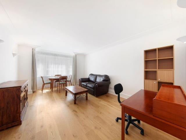 Wrights Lane, Kensington W8, 1 bed flat to rent, £3,402 pcm | PrimeLocation