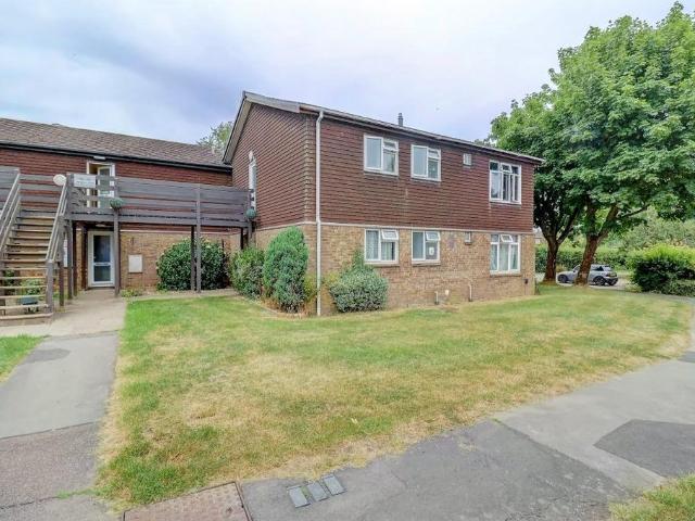 Wrights Lane, Prestwood HP16 1 bed apartment to rent £995 pcm £230 pw