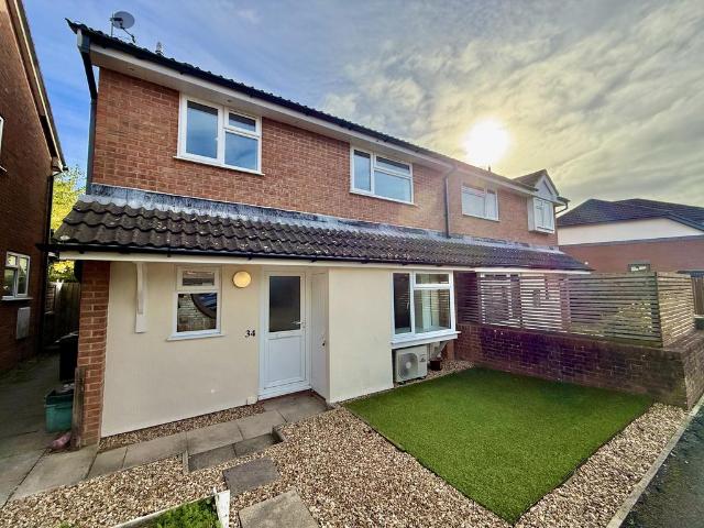 Wrington, 2 bed house to rent £1,100 pcm £254 pw