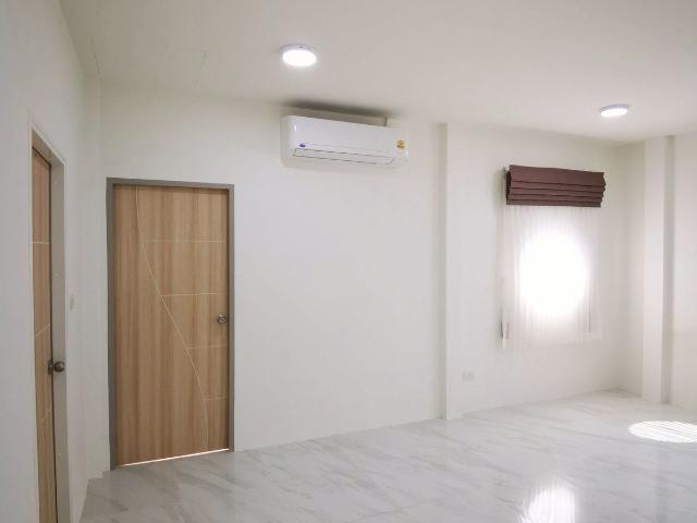 WS6978 ให้เช่าบ้านเดี่ยว 2 ชั้น ลาดพร้าว 48 พร้อมอยู่ ใกล้ MRT ภาวนา เพียง 55,000 บาท/เดือน