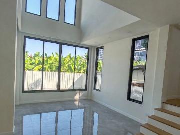 WS7070 บ้านเดี่ยวหรู รัชดา 32 โปร่ง โล่ง ฟังก์ชันครบ ใกล้ MRT ลาดพร้าว เพียง 65,000 บาท / เดือน