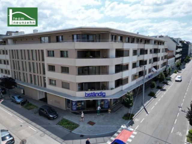 Wundervolle 3 Zimmer Wohnung! Moderne Ausstattung und private Außenfläche hofseitig!