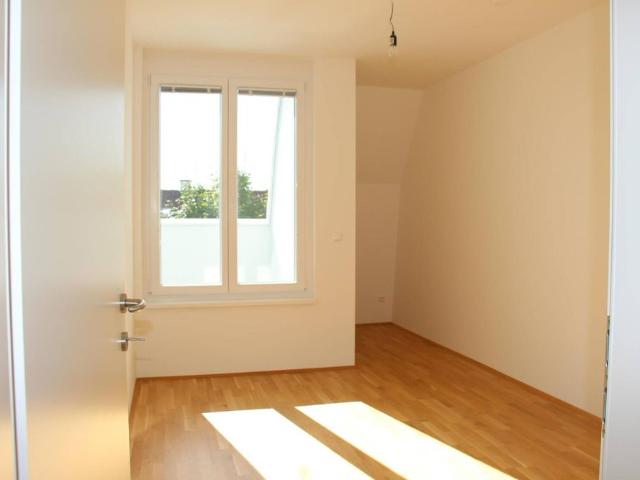 Wunderbare Dachgeschosswohnung auf 2 Ebenen mit Terrasse