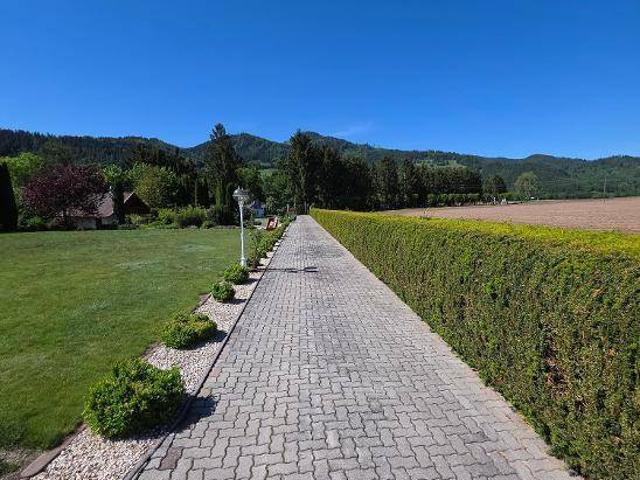 Wunderbare Villa in Alleinlage mit 1,6 ha, im Bezirk St. Veit/Glan