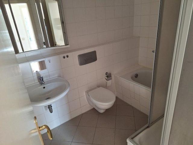 wunderbare 3 Raumwohnung mit Balkon und Ankleideraum