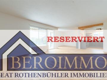 «Wunderbares 4.5 Zimmer Doppeleinfamilienhaus in Auenstein AG»