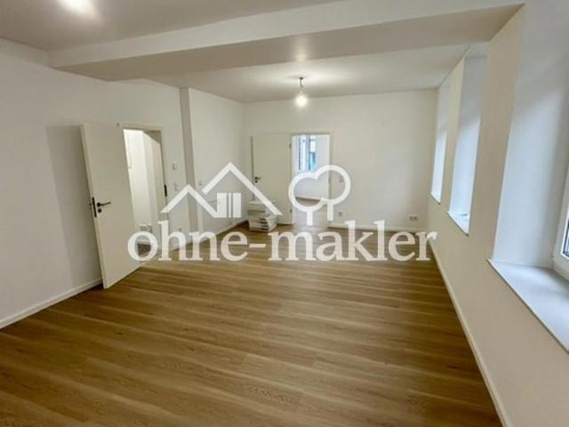 Wunderschön 4 ZW inkl. EBK 85m² Erstbezug nach Sanierung, Fussbodenheizung in TOP Lage