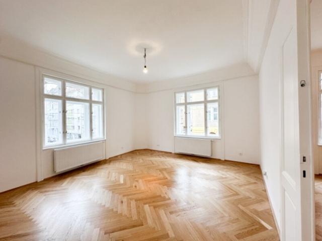 WUNDERSCHÖN 5,5 Zimmer Wohnung nahe U3 ROCHUSGASSE | 1. Stockwerk inkl. LIFT WG geeignet