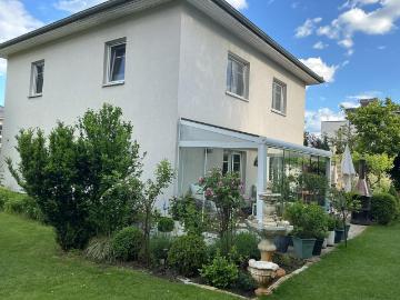 Wunderschön gelegenes Einfamilienhaus im Villenpark sucht neue Bewohner