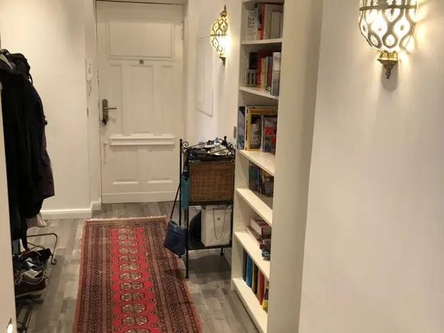 Wunderschön möblierte Wohnung/ Beautifully furnished apartment with A/C 1 Jahr, +Option 3 Jahre, Berlin Amsterdam Apartments for Rent