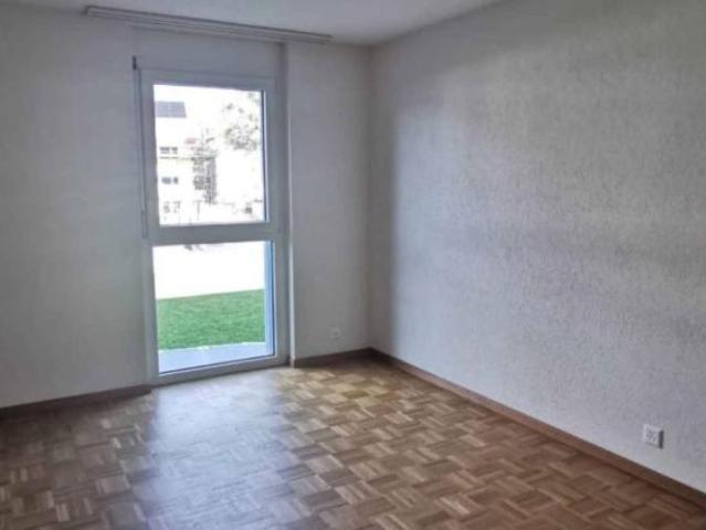 Wunderschöne 3.5 Zimmer Wohnung mit Balkon, neben dem SBB Bahnhof, vermietet verkauft