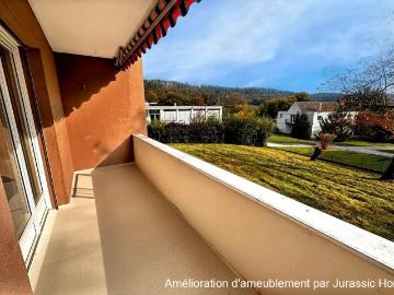 Wunderschöne 3,5 Zimmer Wohnung mit Balkon und ungehinderter Aussicht Courtemaîche