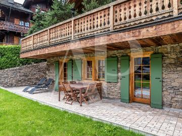 Champery, Bezirk Monthey, Wallis - Parkplatz